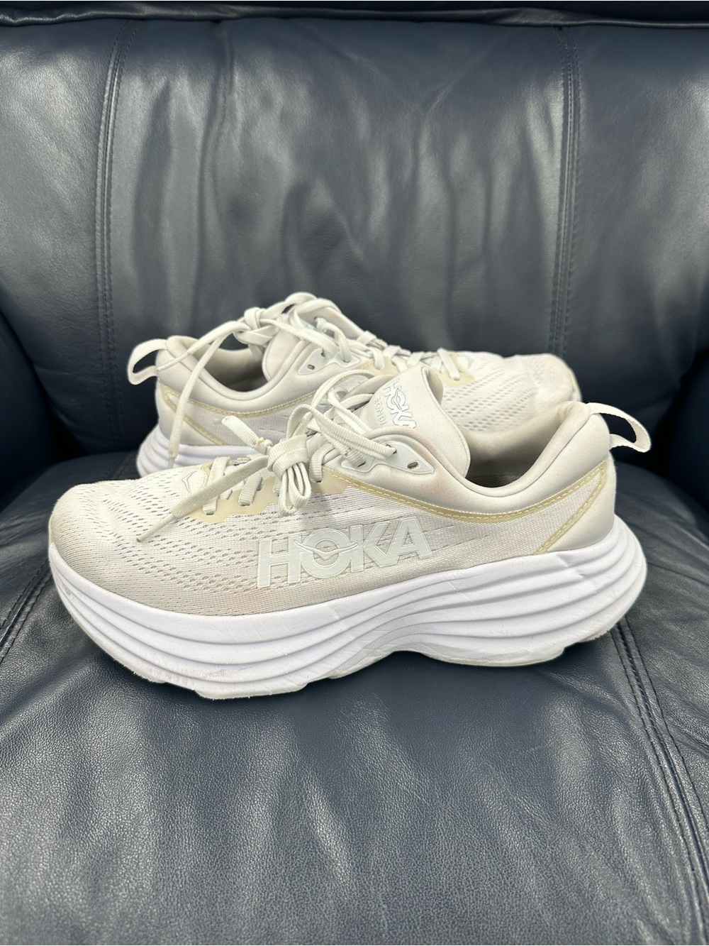 HOKA one one White/Off-White Bondi 8 Running Shoes size 9.5b women’s